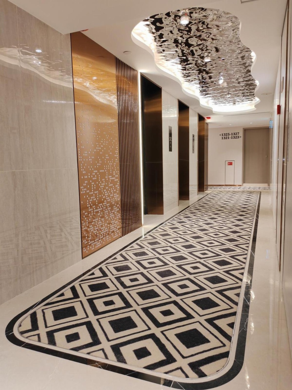 Hotel Beverly Plaza Main image