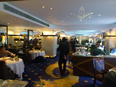 French near Hotel Beverly Plaza